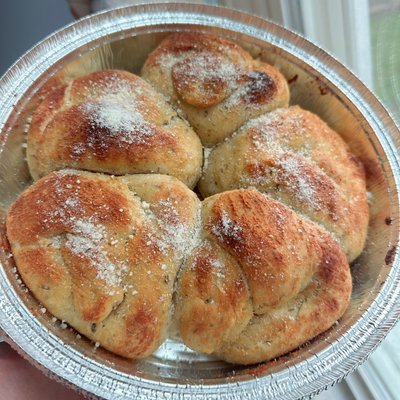Normal Size Garlic Knots 