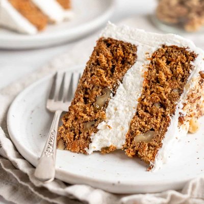 Plant Based Carrot Cake 16 Servings 