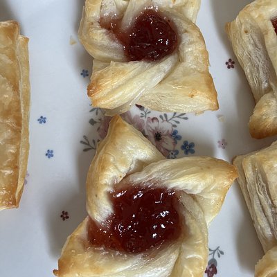 Strawberry Danish 
