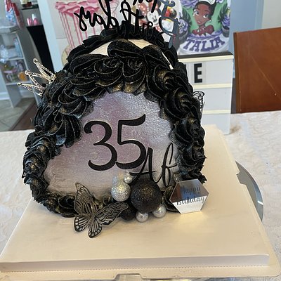 Side / Standing Heart Cake 