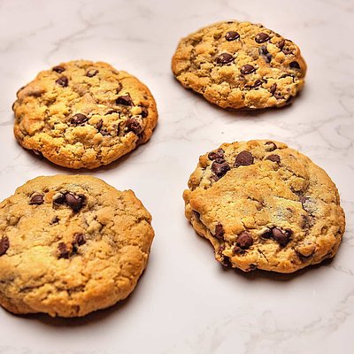 Cookie Box - Large Chocolate Chip Cookies