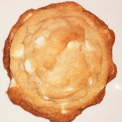 White Chocolate Chip Cookie 