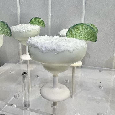 Custom Cake Pops