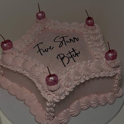 Star Shaped Cakes 