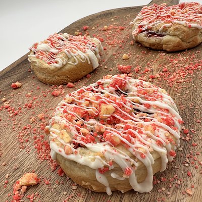 Strawberry Crunch Cookie