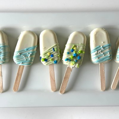 Cakesicles 