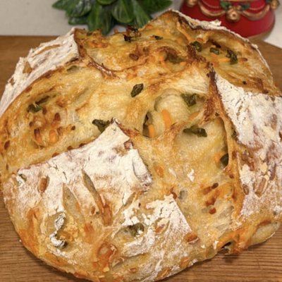 Sourdough- Cheddar & Jalapeño Round 