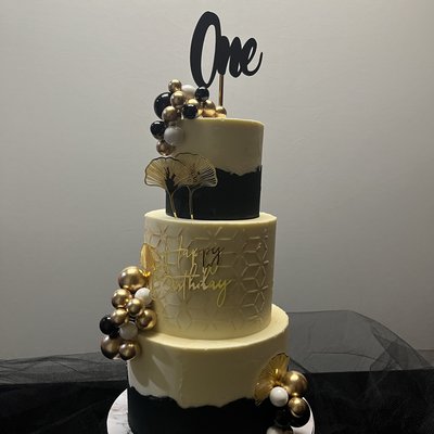 3 Tiered Buttercream Cake 9,7,5 By 6 Inch High