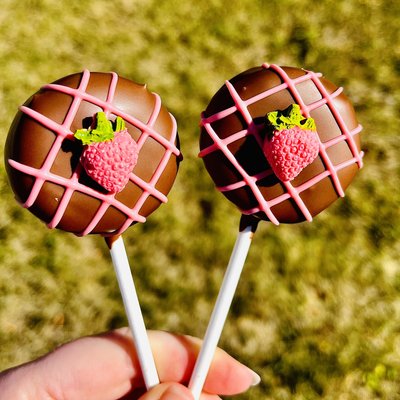 Strawberry Dubai Chocolate 