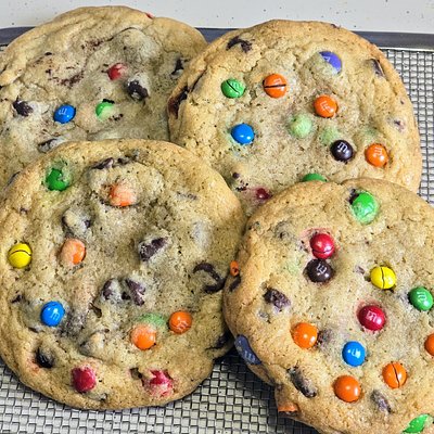 Giant 5" Cookies - M&M, Reeses, Oatmeal, Snickerdoodle, 4-pack