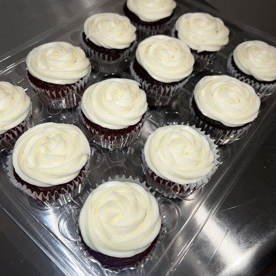 Custom Cupcakes 