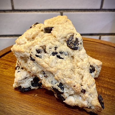 4 Pack Sourdough Chocolate Chip Scones