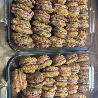 Oatmeal Cream Pie Cookies