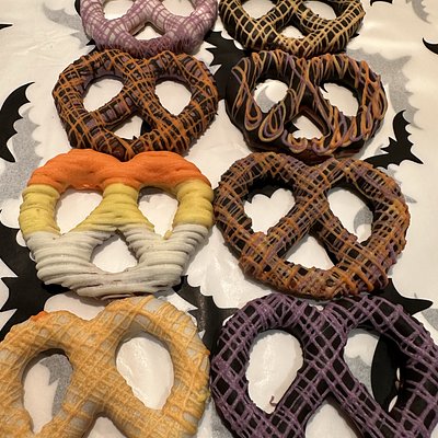 1 Dozen Specialty Chocolate Covered Pretzels 