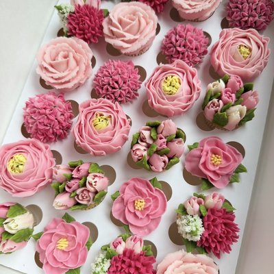 Britney Florals-2 dz minis