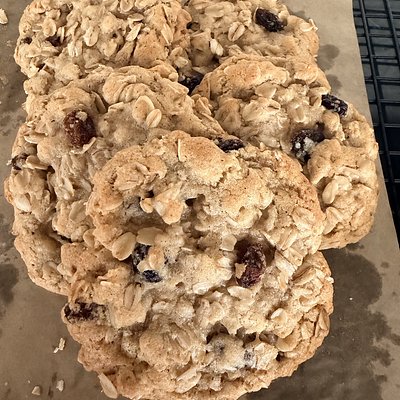 The BEST Oatmeal Cookies (6)