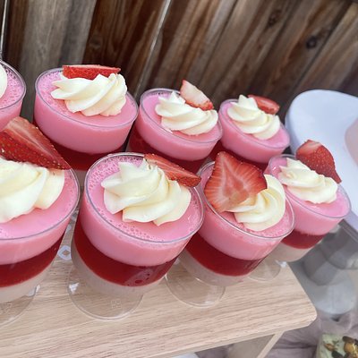 Dessert Shooters/ Mini Desserts 