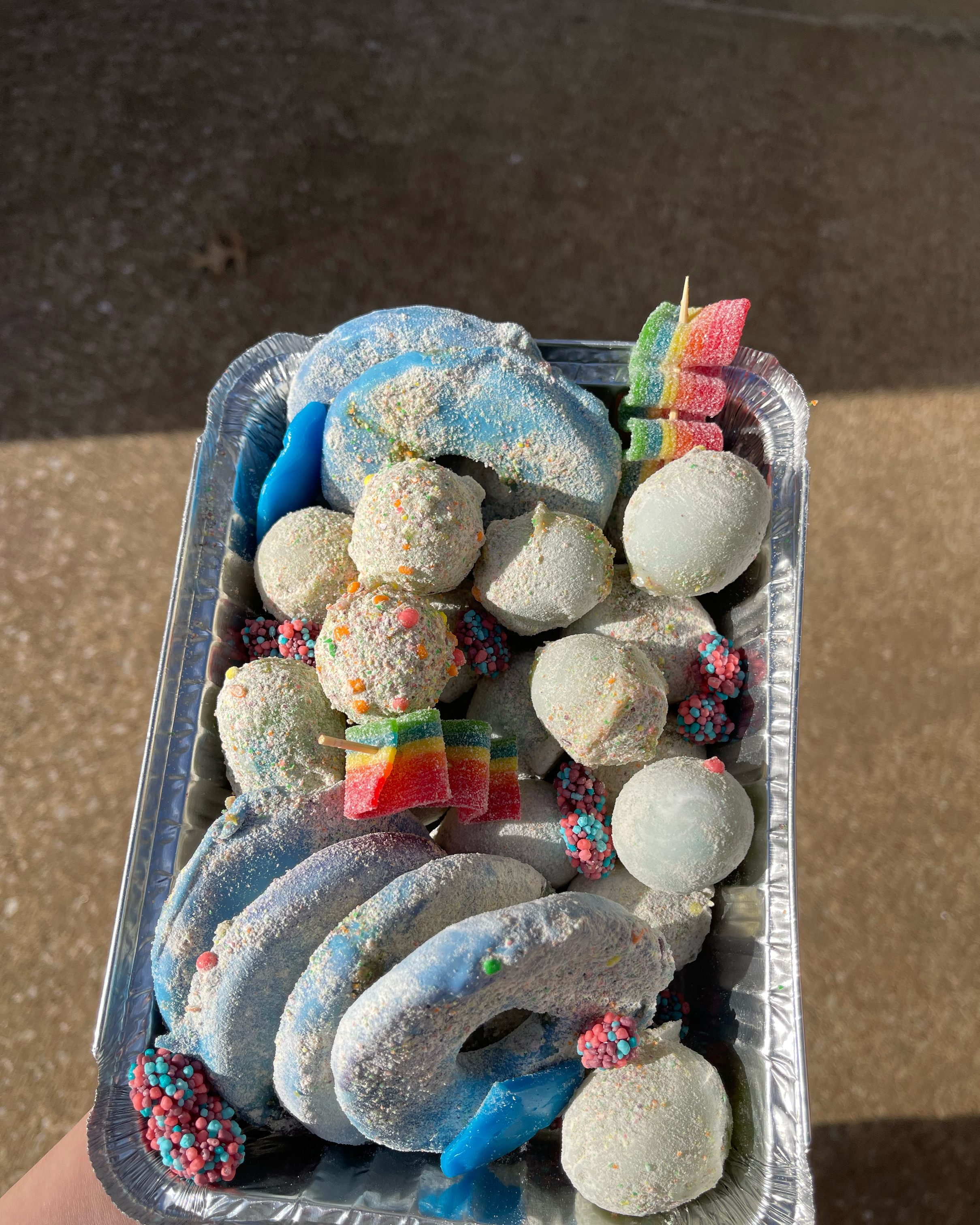 Medium Tray - 2 Fruits & 1 Flavors 2 Toppings