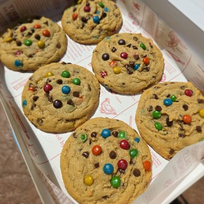 The BEST Peanut Butter Cookies (Dozen)