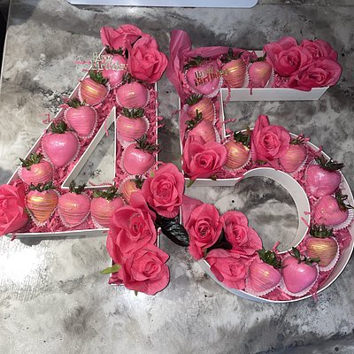 Strawberry Number Box