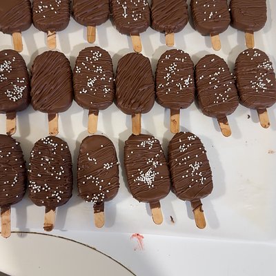 Chocolate Fudge Cakesicles 