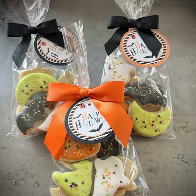 Halloween Frosted Animal Crackers