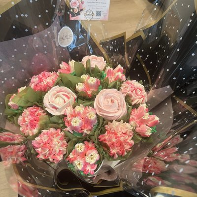 Large Cupcakes Bouquet 