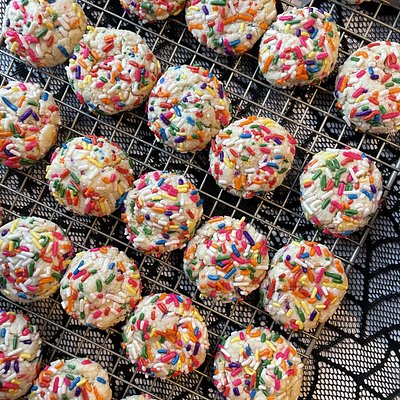 1 Oz Sprinkle Sugar Cookie- One Dozen 