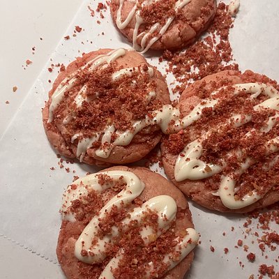 Strawberry Crunch Cookie