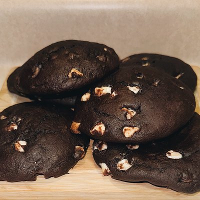 Triple Chocolate Cookie (1) 