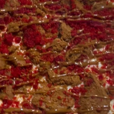 Red Velvet Biscoff Banana Pudding