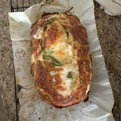 Jalapeño Cheese Loaf 