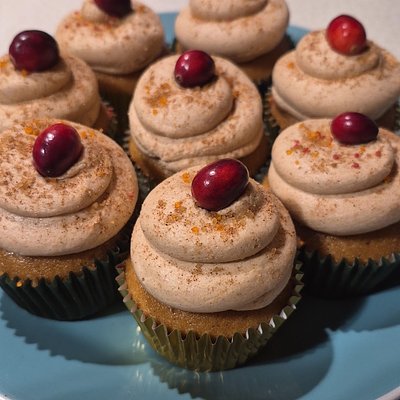 Spiced Apple Cider Cupcakes W/ Cranberry Filling & Brown Sugar Cinnamon Buttercream