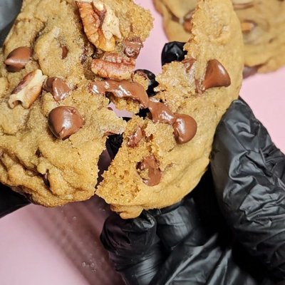 Chocolate Chunk Pecan Cookies 6 Pack