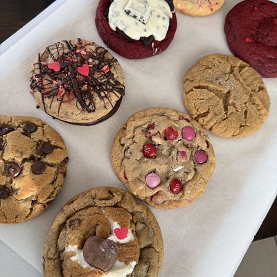 Baker’s Dozen 12 count  cookies  -Variety Box 