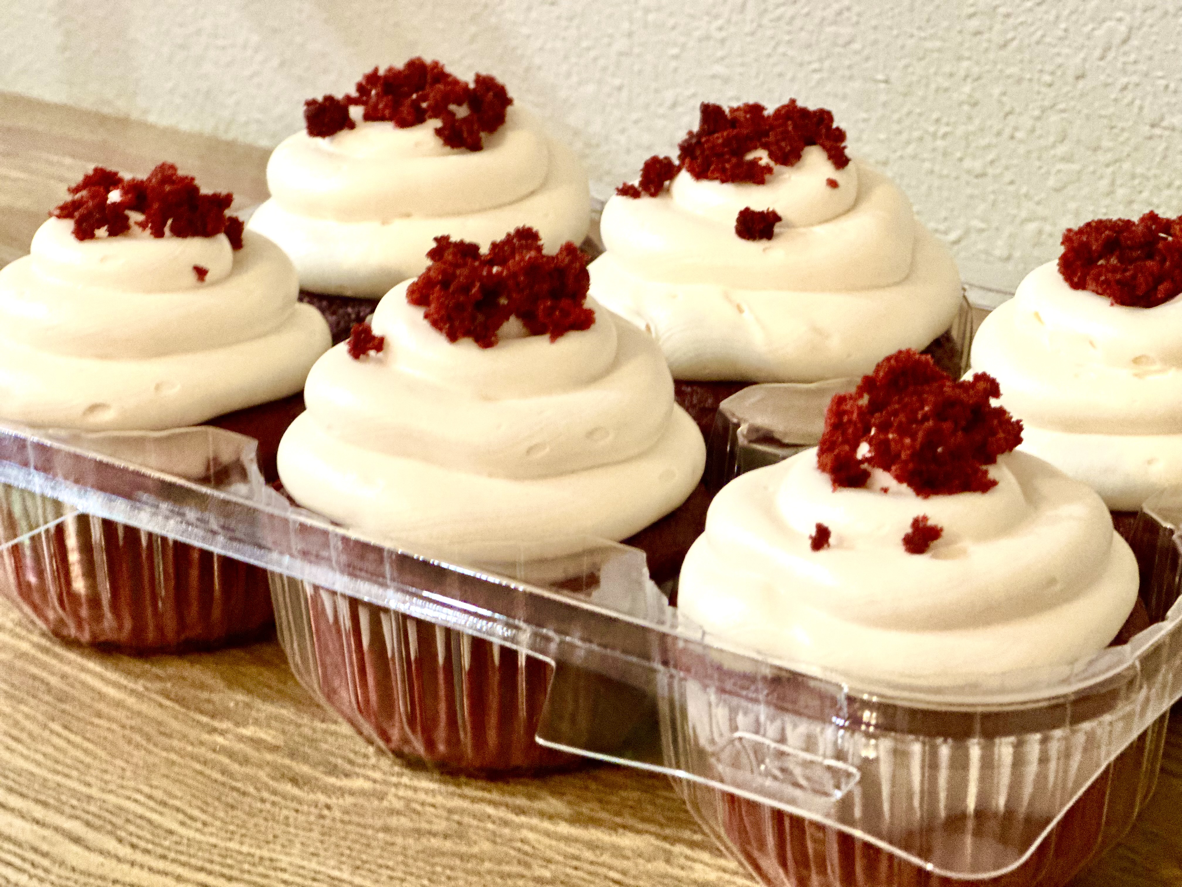 Red Velvet Cupcakes -6 Count 