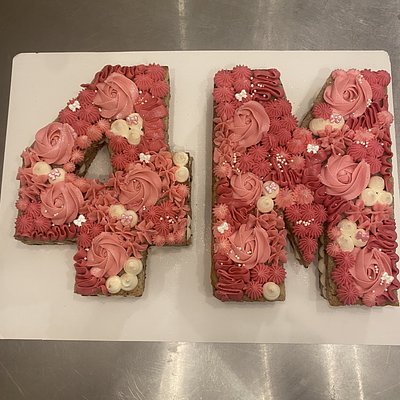 Large Letter / Number Cookie Cake 