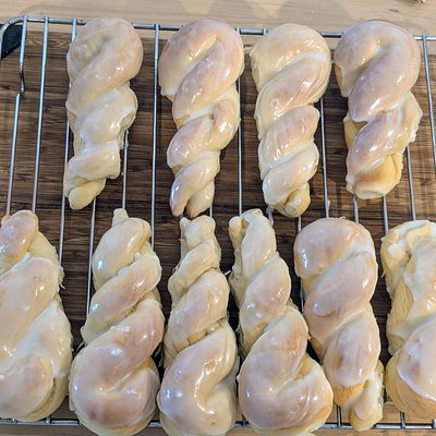 Glazed Baked Donuts Twists 