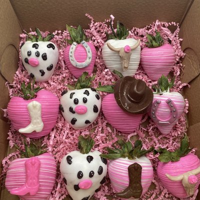 Custom Dozen Strawberries 