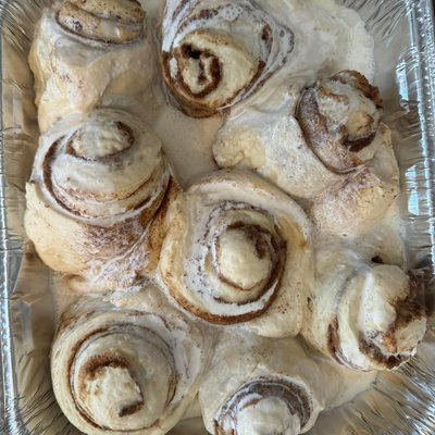 Cinnamon Roll Tray 8ct 
