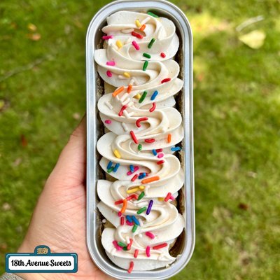 Vanilla Minicakes (per dozen)