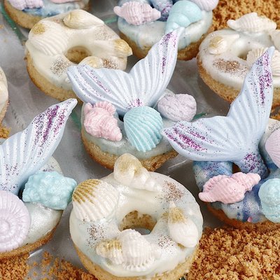 CAKE DONUTS