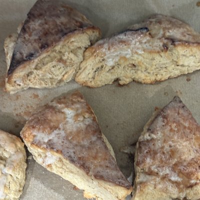 Sourdough Apple Cinnamon Scones 2 Pk