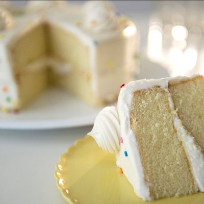 Celebration Cake (8-14 Servings)