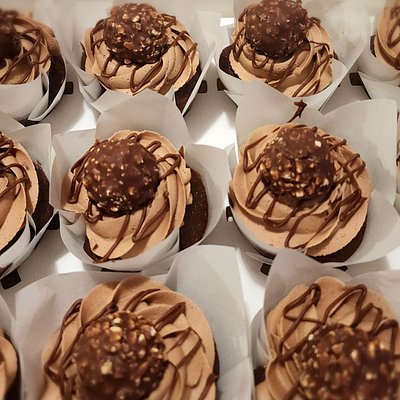 Ferrero Rocher Cupcakes