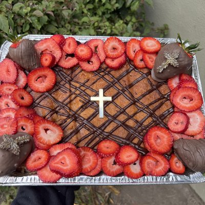 Churro Cheesecake XL Tray With Fruit Basic Tray $45