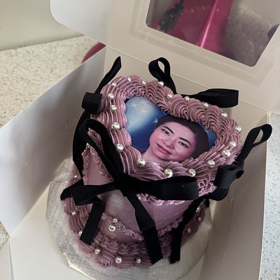 6in Heart Cake