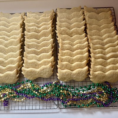 Baked Undecorated Cookies 