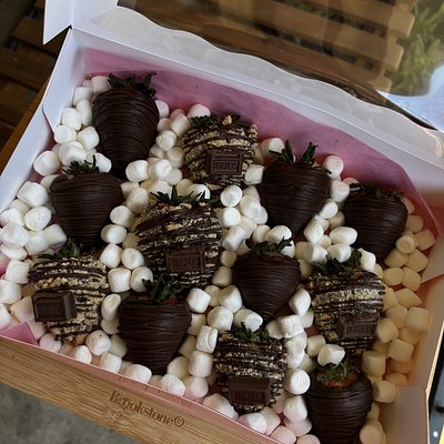 Z’s Sweet Berries🍓