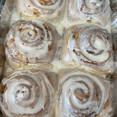 1/2 Dozen Cinnamon Rolls
